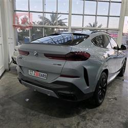 بی ئێم دەبڵیو X6